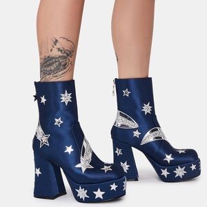 SOLD Dolls Kill Horoscopez Star Bowie Boots 7